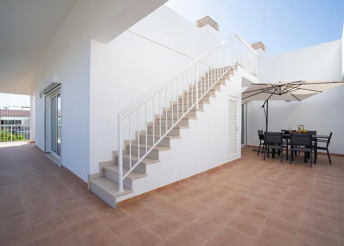 Vasco Da Gama Apartment, Costa De タヴィラ